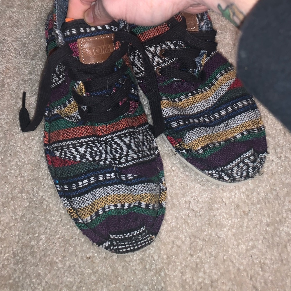 TOMS Aztec moccasins
